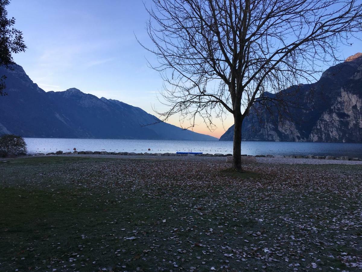 Appartamento Al Lago Рива-дель-Гарда Екстер'єр фото